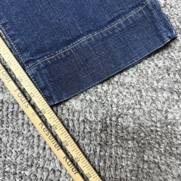 Levi's Jeans 515 Capri Cuffed Size 10 Dark Blue Wash Stretch Mid-Rise Women's - Picture 7 of 8